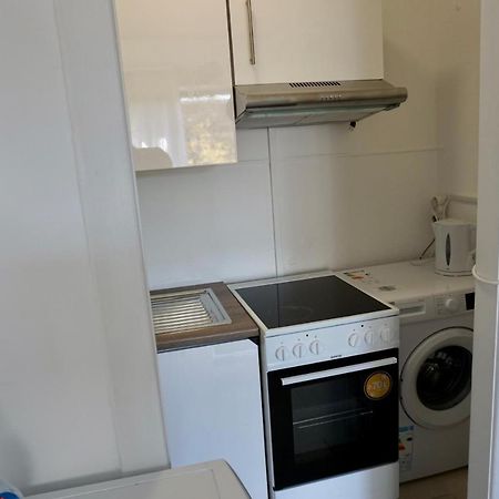 Alster Hamburg - Saniertes Und Mobliertes Apartment Mit Bad Und Kuche Zewnętrze zdjęcie