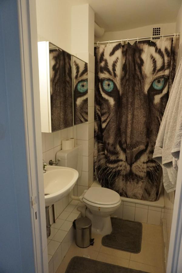 Alster Hamburg - Saniertes Und Mobliertes Apartment Mit Bad Und Kuche Zewnętrze zdjęcie