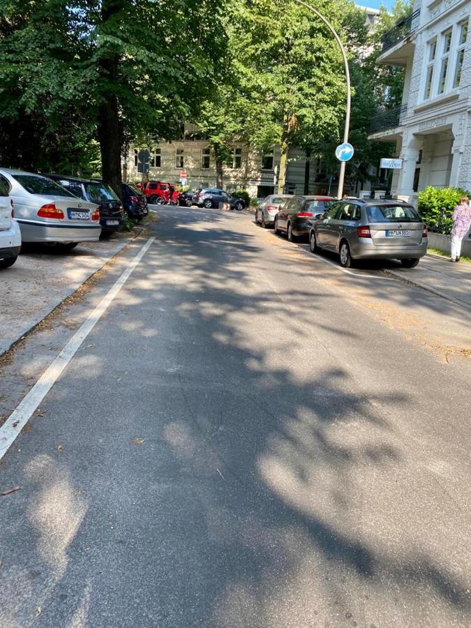 Alster Hamburg - Saniertes Und Mobliertes Apartment Mit Bad Und Kuche Zewnętrze zdjęcie